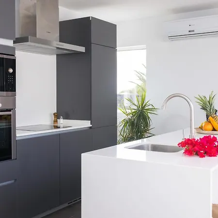 호텔 오포에 빌라 란사로테