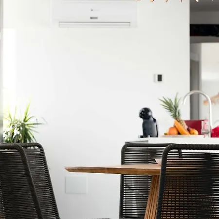 호텔 오포에 빌라 란사로테